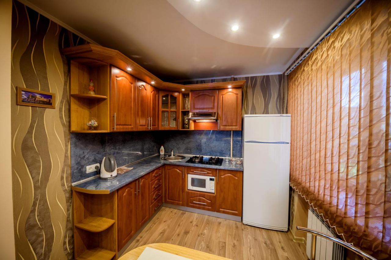 Apartment Lux Gomel Kültér fotó